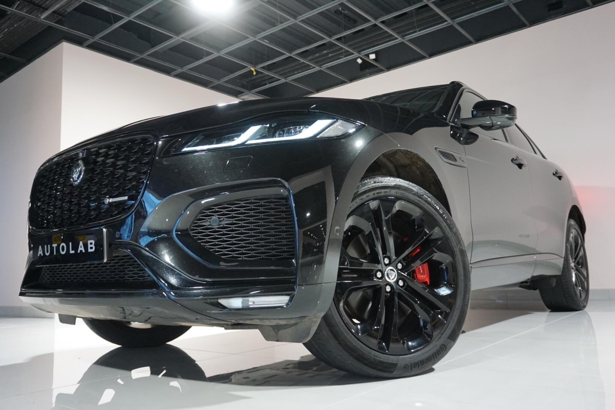 Jaguar F-PACE 3.0 D300 MHEV R-Dynamic HSE Black SUV 5dr Diesel Auto AWD Euro 6 (s/s) (300 ps)